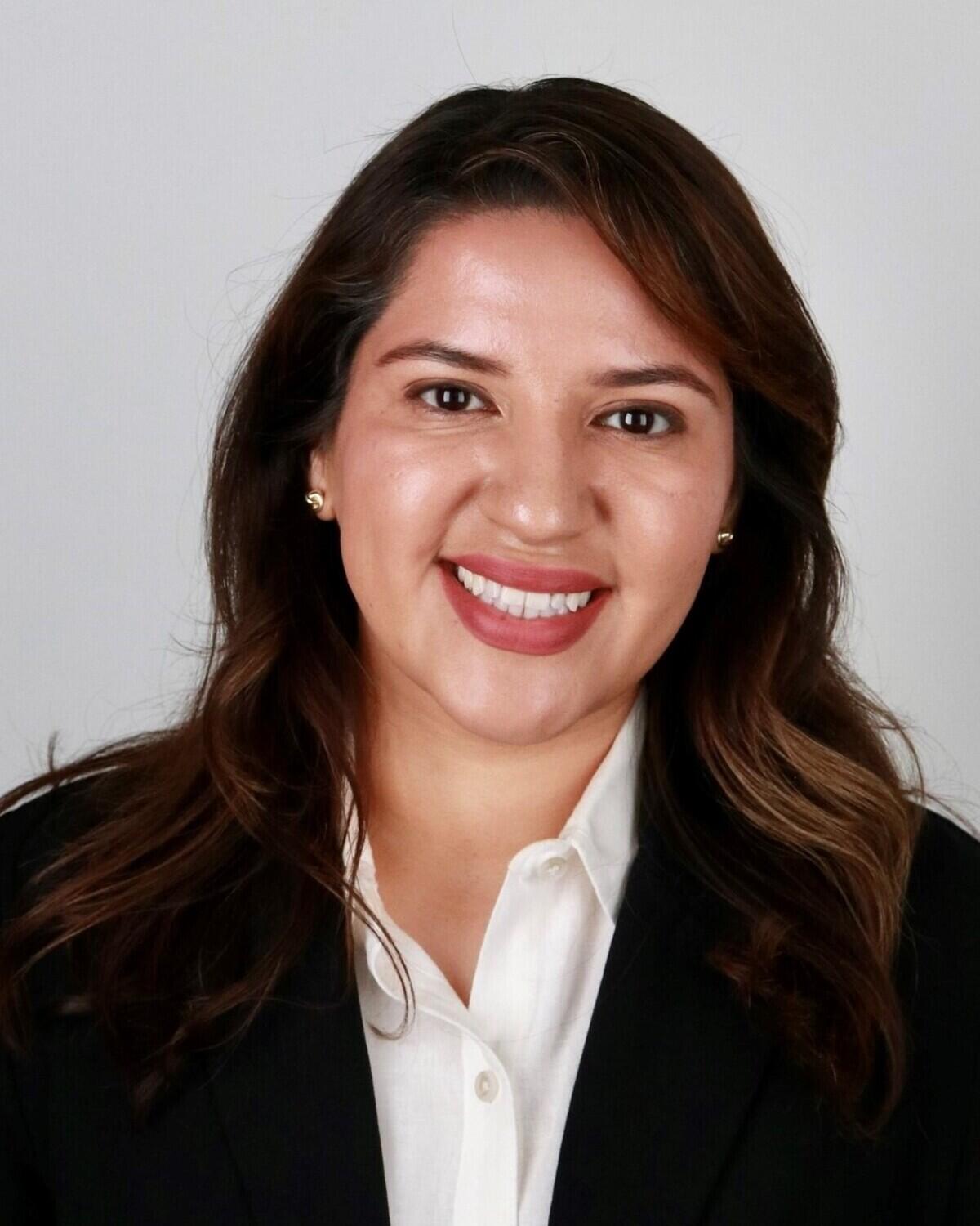 Headshot Image for Cecilia Farris